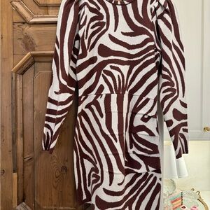 SAYLOR Brown and Cream Long Sleeve Dress